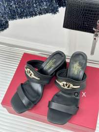 Picture of Valentino Shoes _SKUValentinsz35-407CMJX050120157